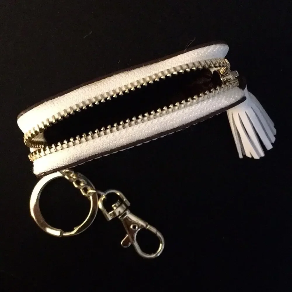 Clothes care symbol keychain NWOT 30• water tassel